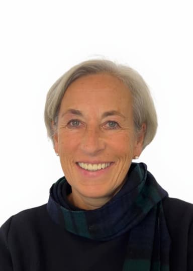 Claudia Tefelski.jpg