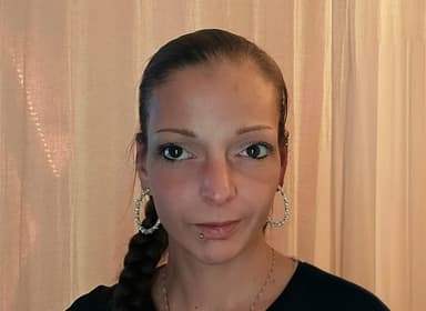 Stephanie Renault.jpg